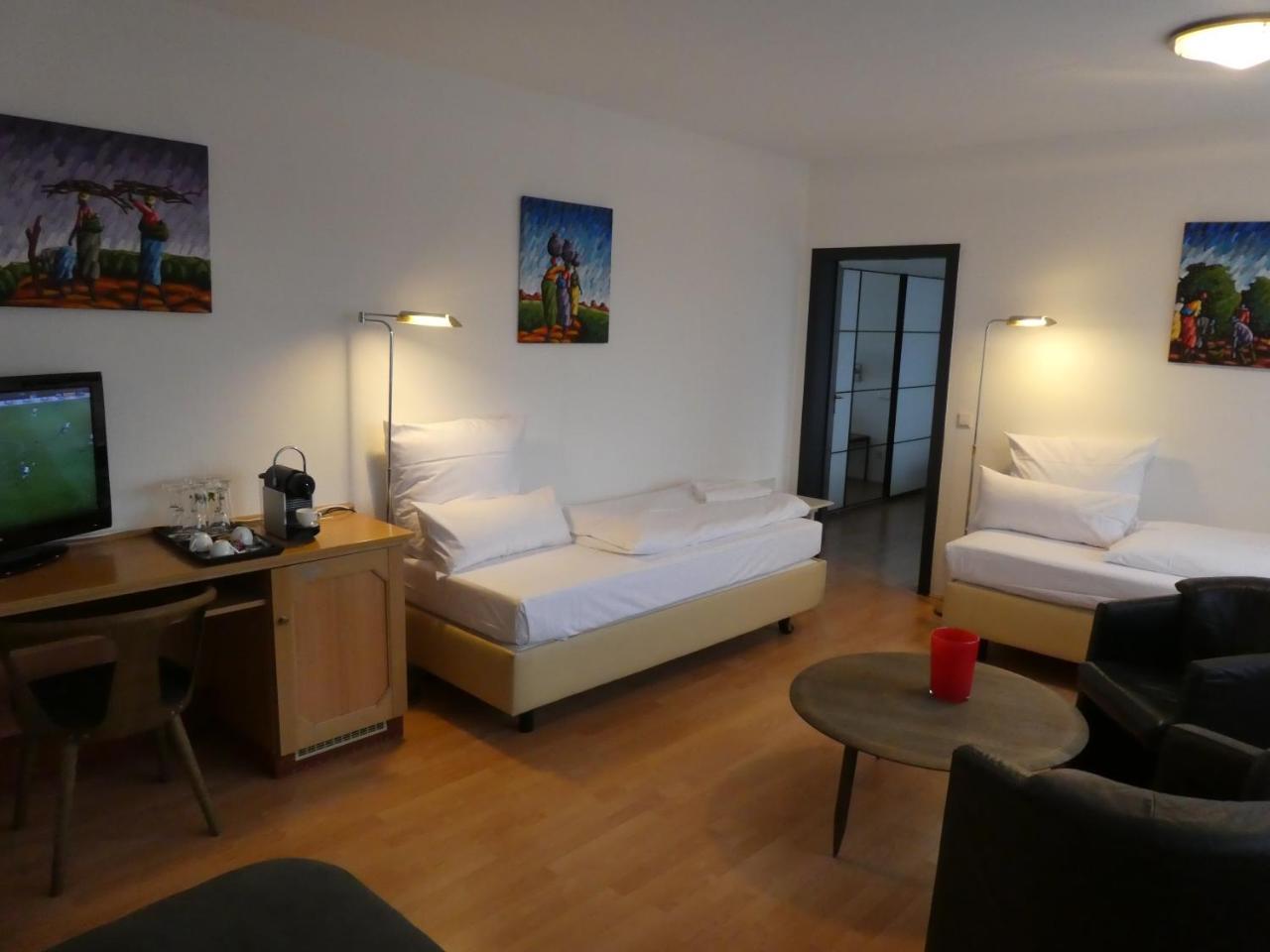 Hotel Restaurant Felderbock Nußloch Extérieur photo